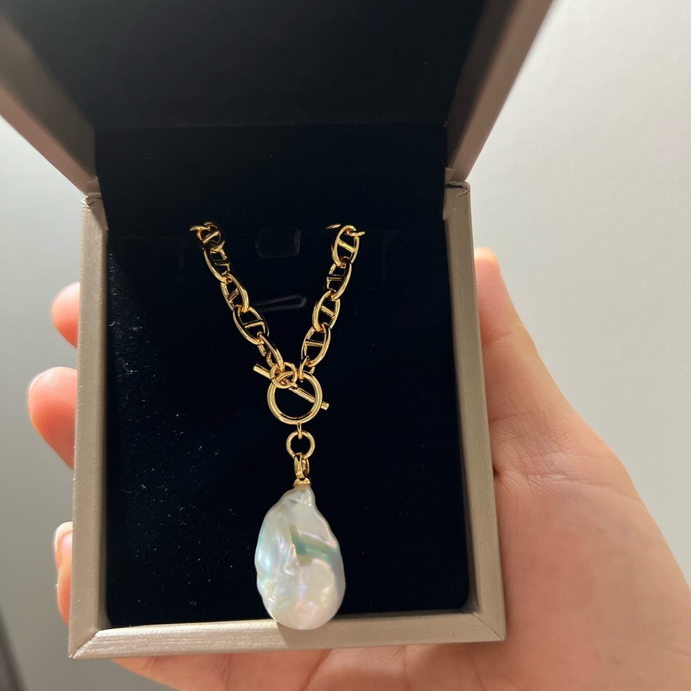 Baroque Pearl gold chain necklace